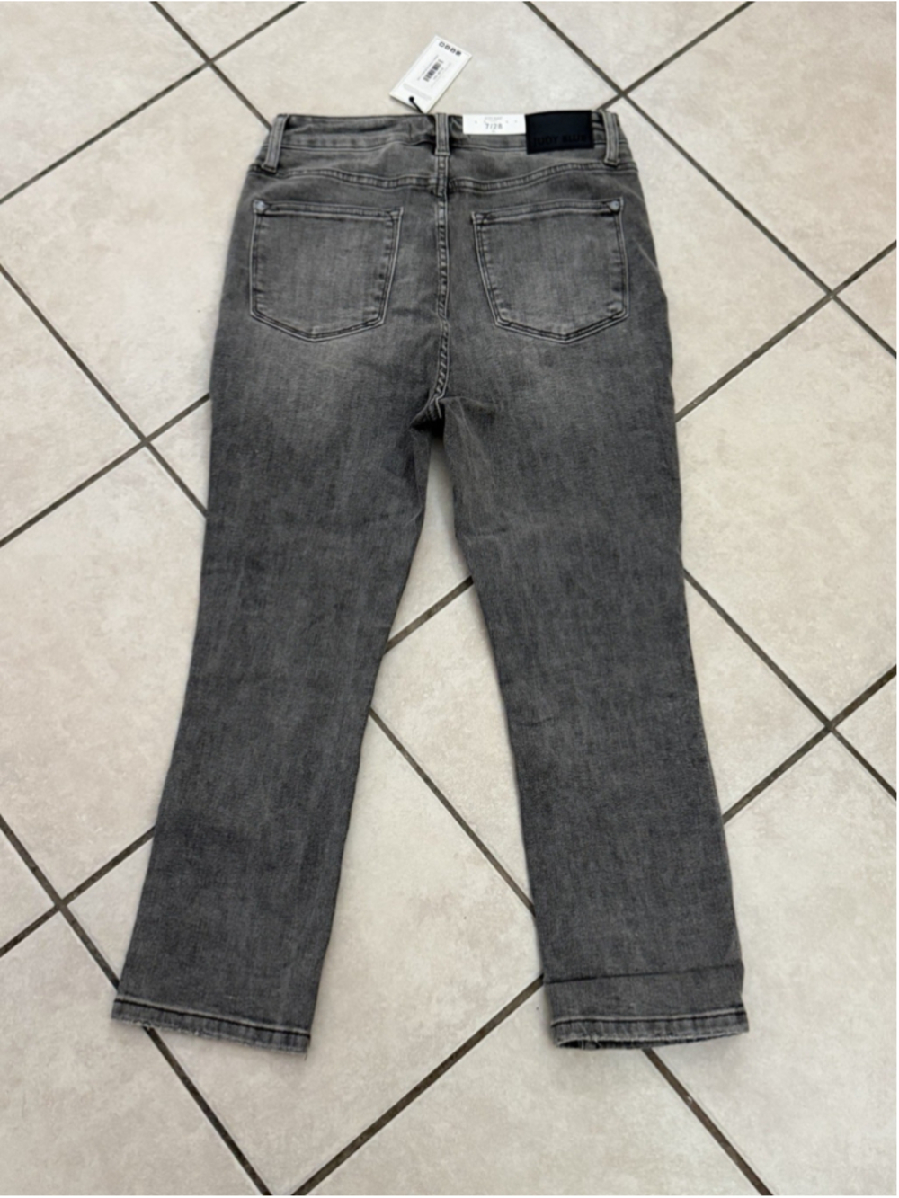 JUDY HIGH WAIST BUTTON FLY GREY COLOR WOMENS CUFFED CAPRI 5/27 Size - Picture 8 of 16
